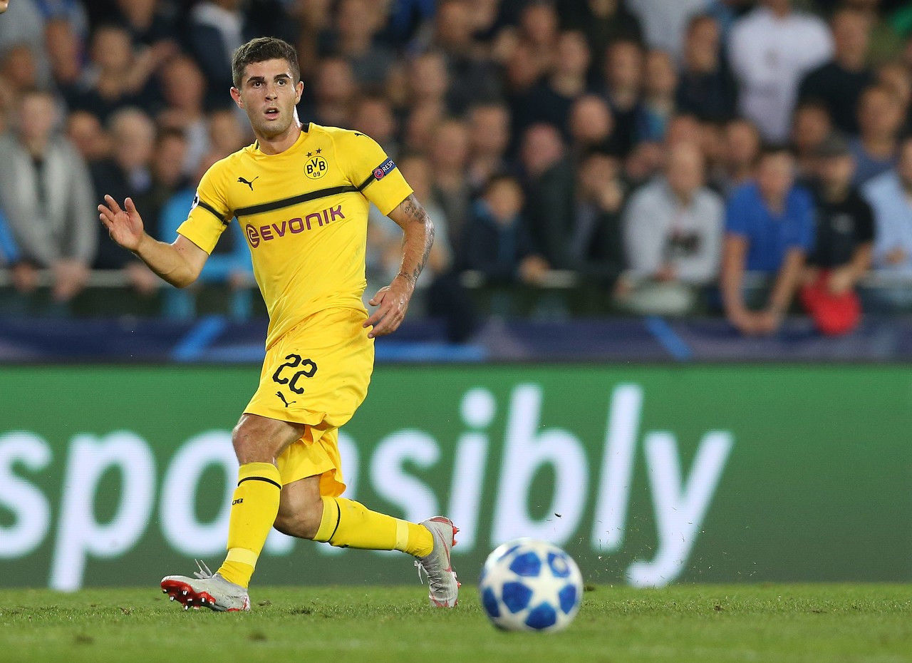 际赛场上多 际赛场上多